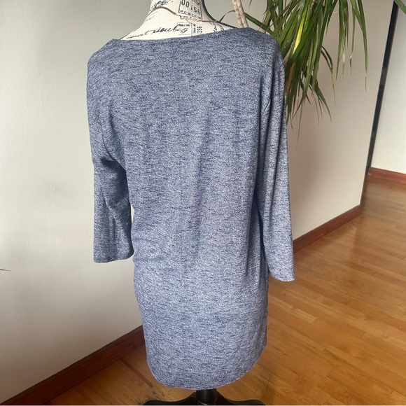 EDDIE BAUER size M blue long sleeve long fitted shirt with scoop neck - Picture 6 of 7